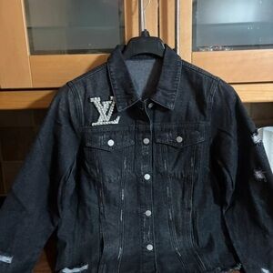 Stylish Black Denim Utility Jacket with Embellished Logo